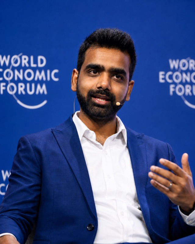 Himanshu Gupta speaking at the World Economic Forum